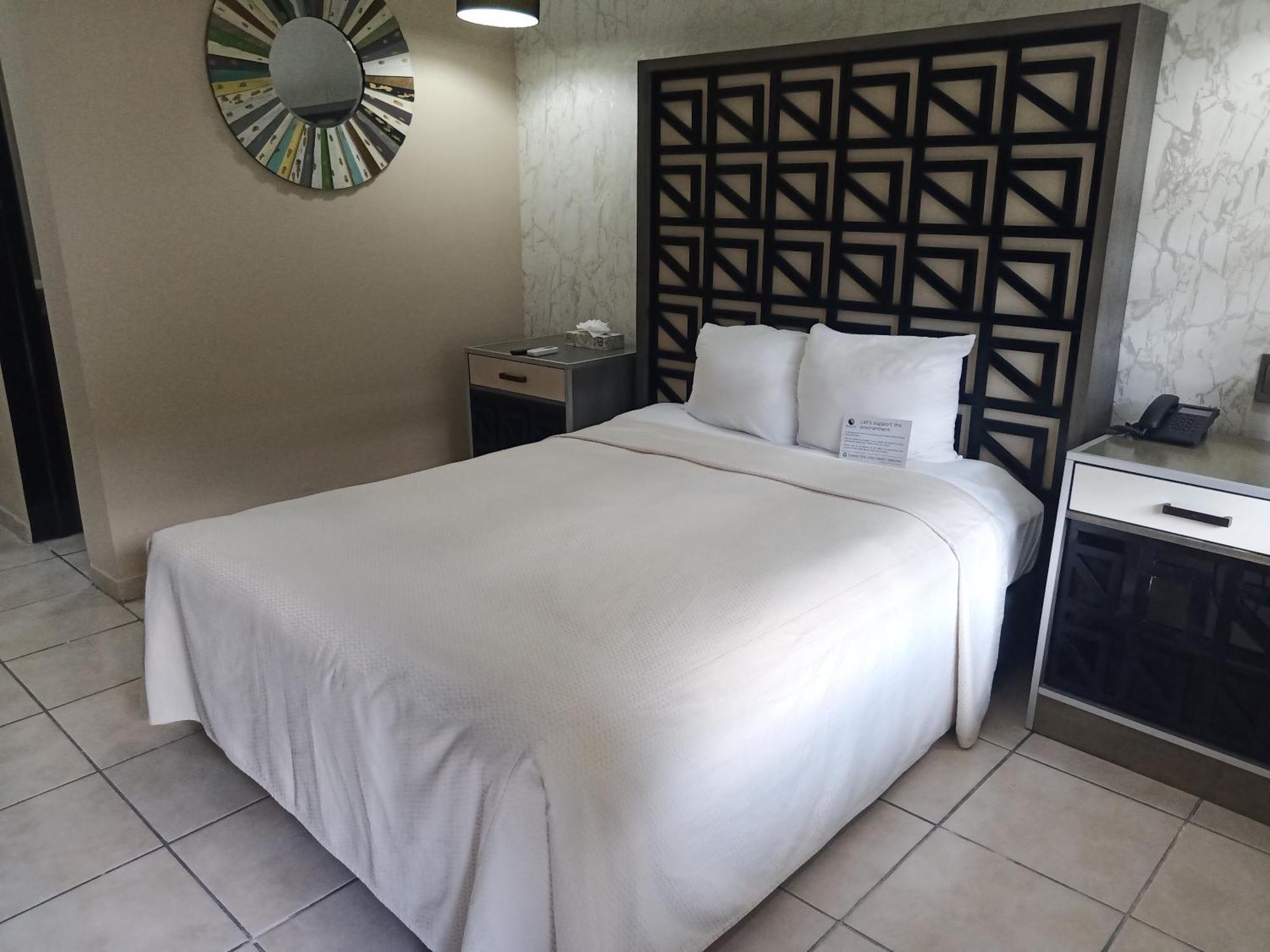 Baja Inn Hoteles La Mesa Tijuana Buitenkant foto